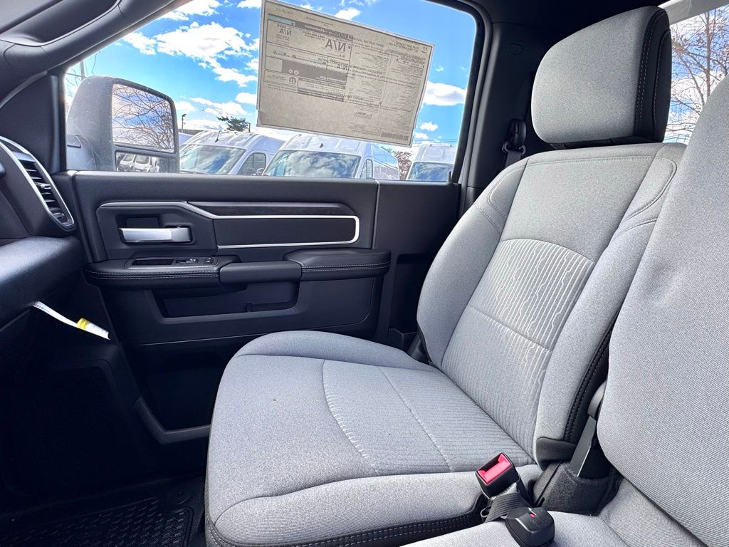 New 2024 Ram 4500 - photo 17