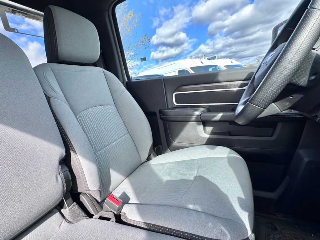 New 2024 Ram 4500 - photo 21