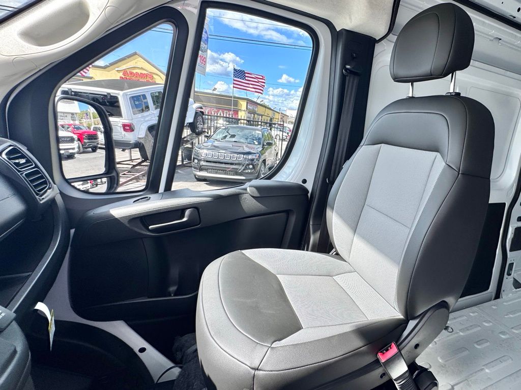 Used 2025 Ram ProMaster 3500 - photo 20