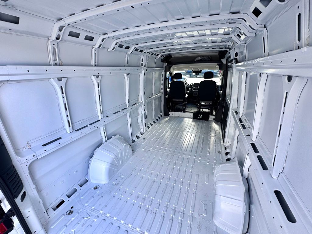 Used 2025 Ram ProMaster 3500 - photo 11