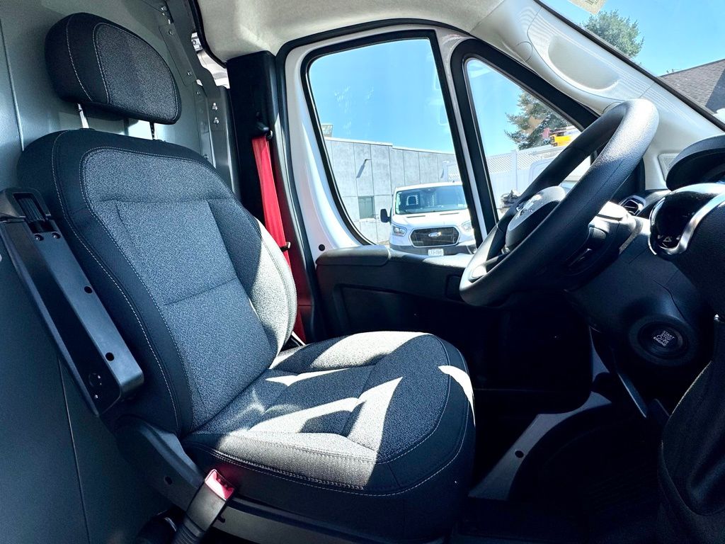 Used 2025 Ram ProMaster 3500 - photo 23