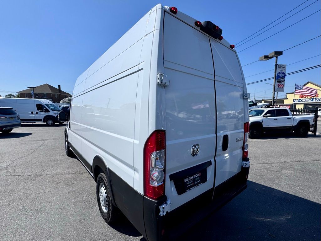 Used 2025 Ram ProMaster 3500 - photo 8