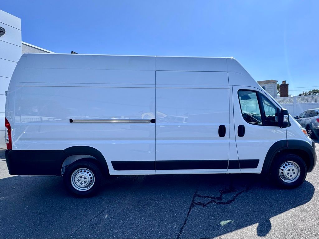Used 2025 Ram ProMaster 3500 - photo 11