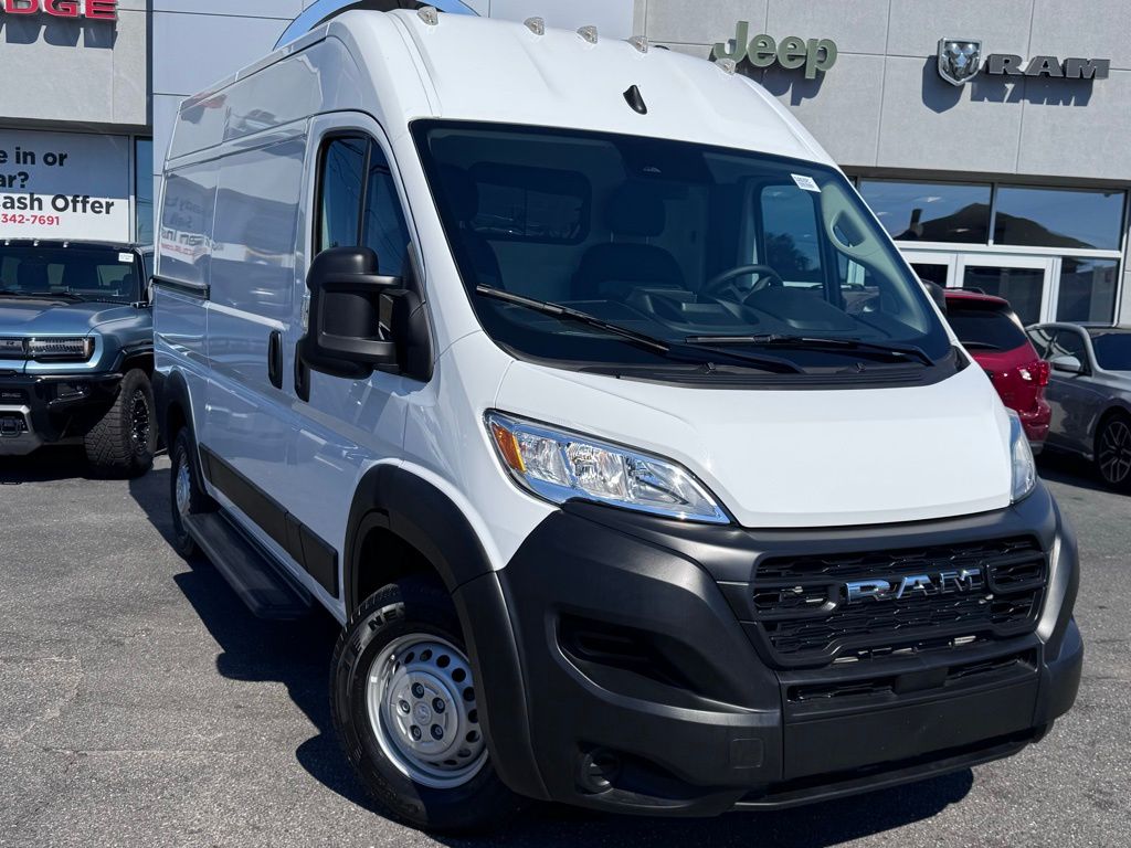 Used 2025 Ram ProMaster 3500 - photo 1