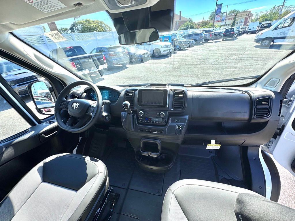Used 2025 Ram ProMaster 3500 - photo 18