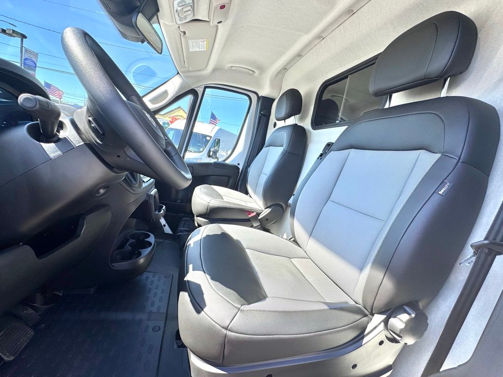 Used 2025 Ram ProMaster 3500 - photo 21