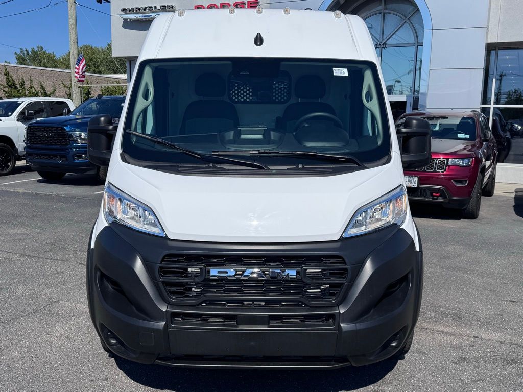 Used 2025 Ram ProMaster 3500 - photo 5