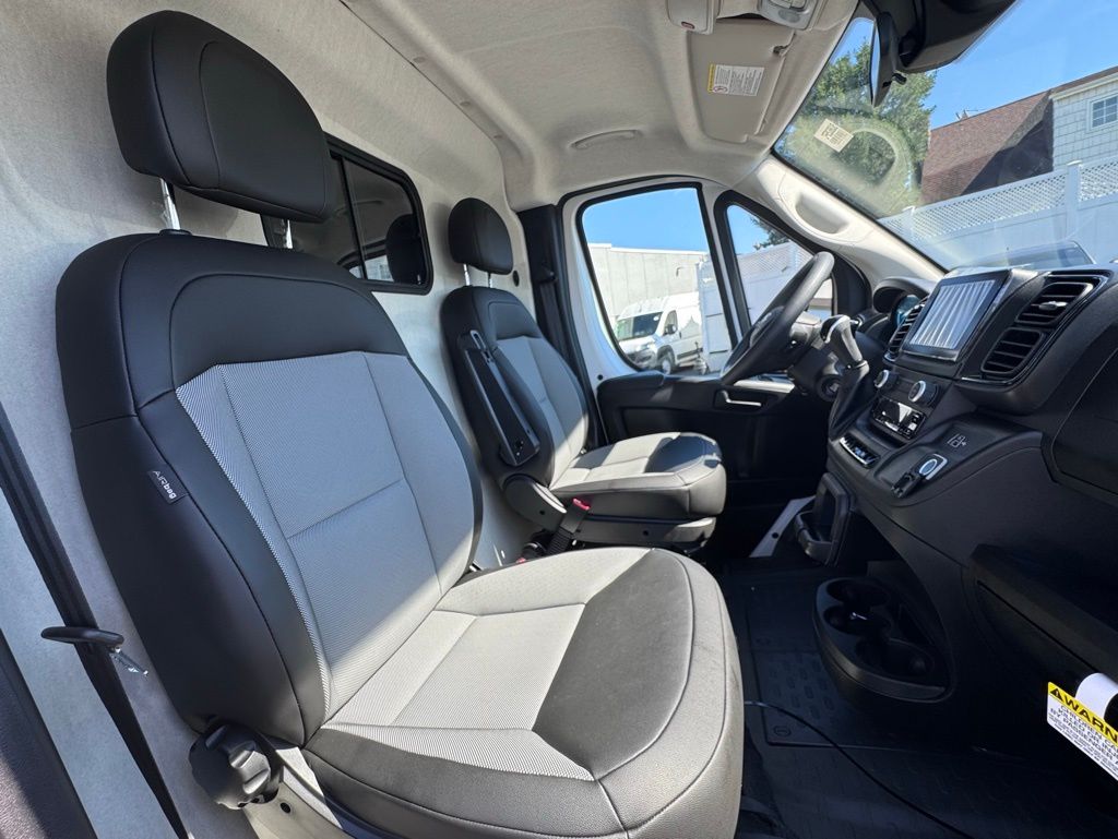Used 2025 Ram ProMaster 3500 - photo 24