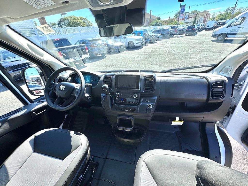 Used 2025 Ram ProMaster 3500 - photo 26