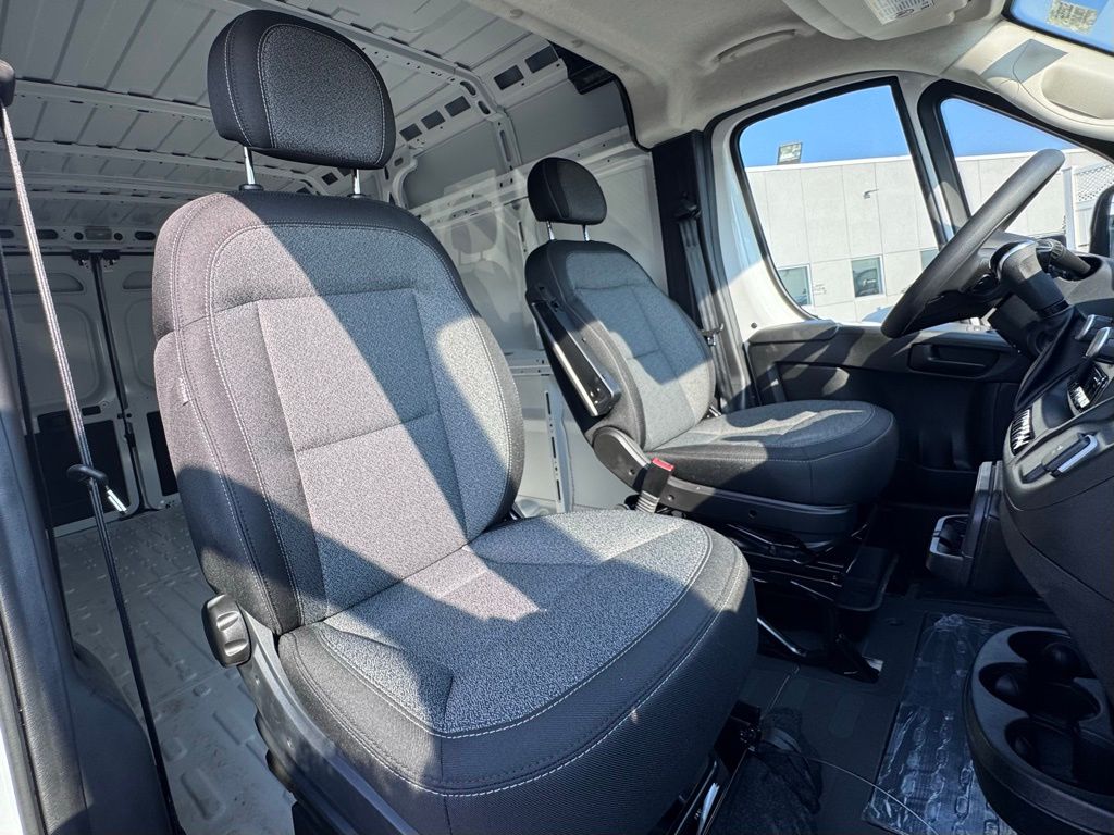 Used 2025 Ram ProMaster 2500 - photo 20