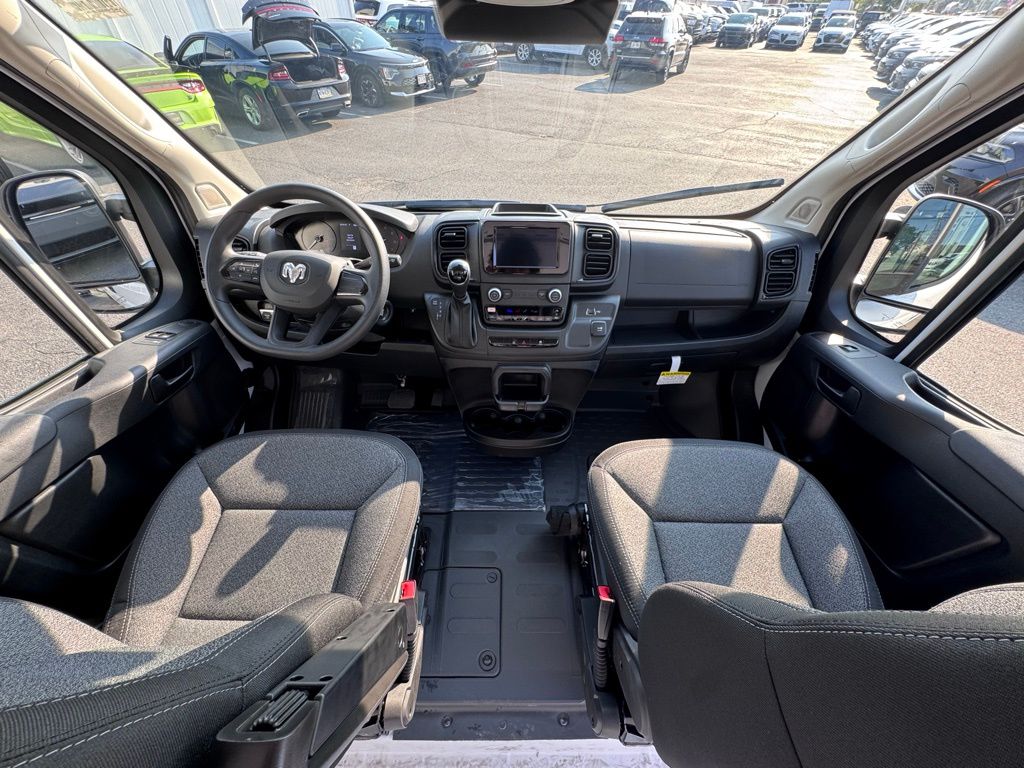 Used 2025 Ram ProMaster 2500 - photo 22