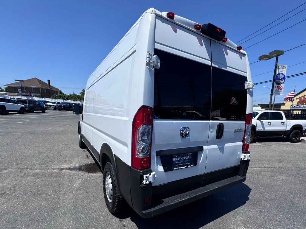 Used 2025 Ram ProMaster 2500 - photo 8