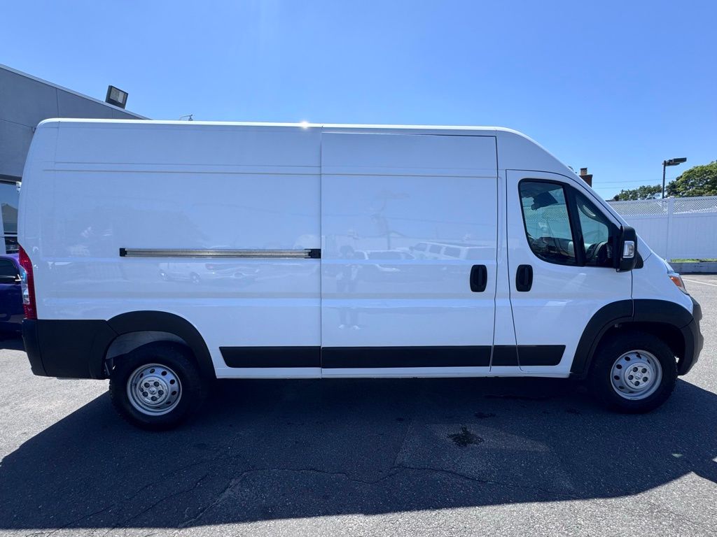 Used 2025 Ram ProMaster 2500 - photo 11