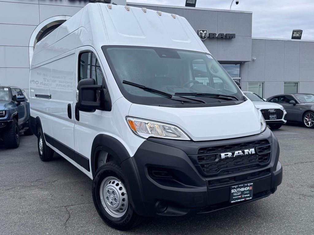 Used 2025 Ram ProMaster 3500 - photo 1
