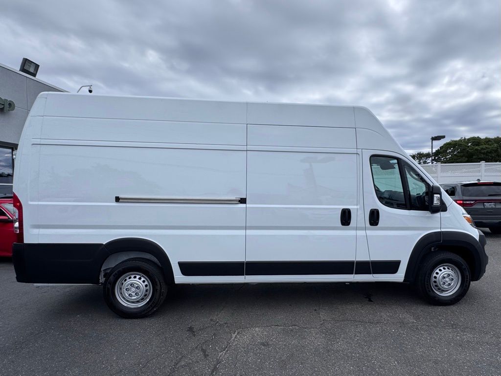 Used 2025 Ram ProMaster 3500 - photo 12