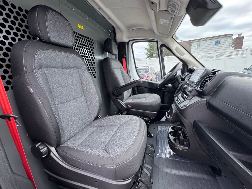 Used 2025 Ram ProMaster 3500 - photo 22