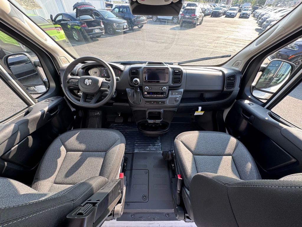 Used 2025 Ram ProMaster 2500 - photo 15