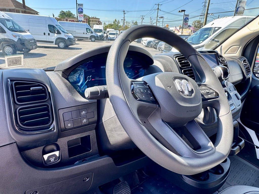 Used 2025 Ram ProMaster 3500 - photo 18