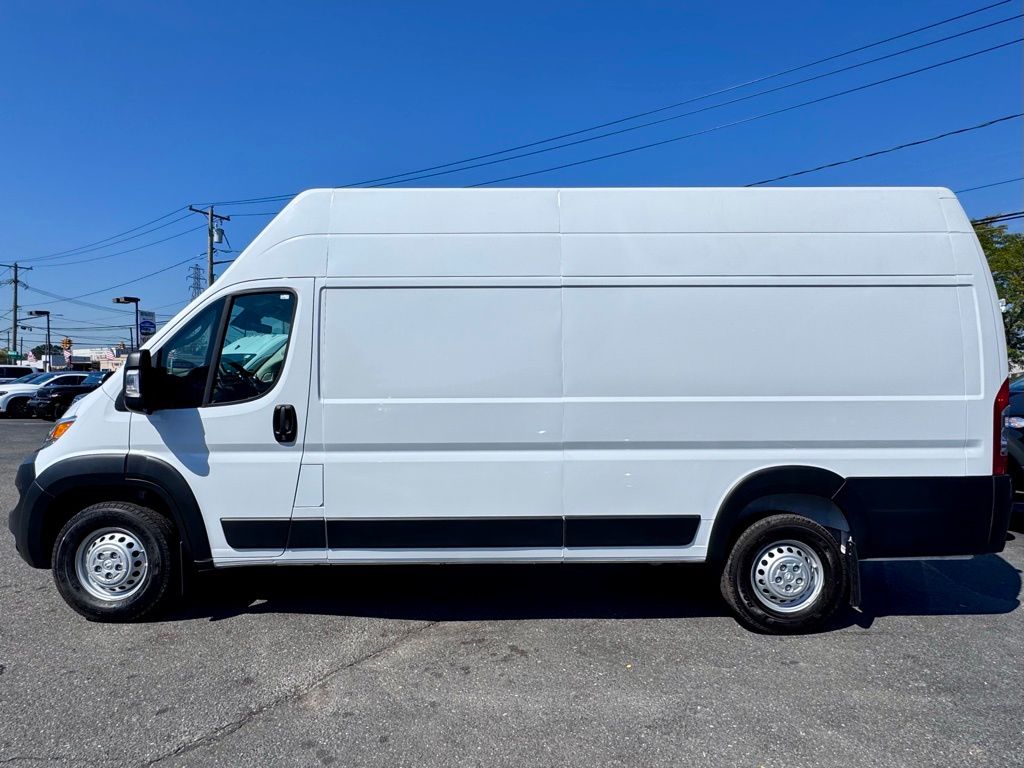 Used 2025 Ram ProMaster 3500 - photo 7