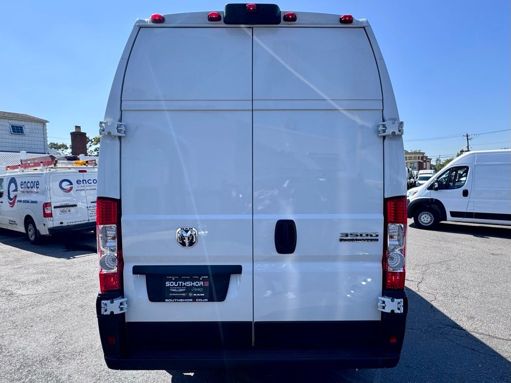 Used 2025 Ram ProMaster 3500 - photo 9