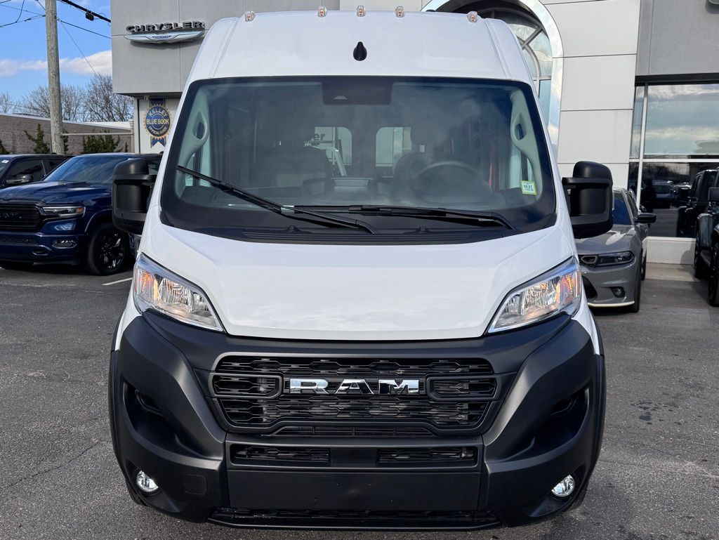 Used 2025 Ram ProMaster 2500 - photo 2