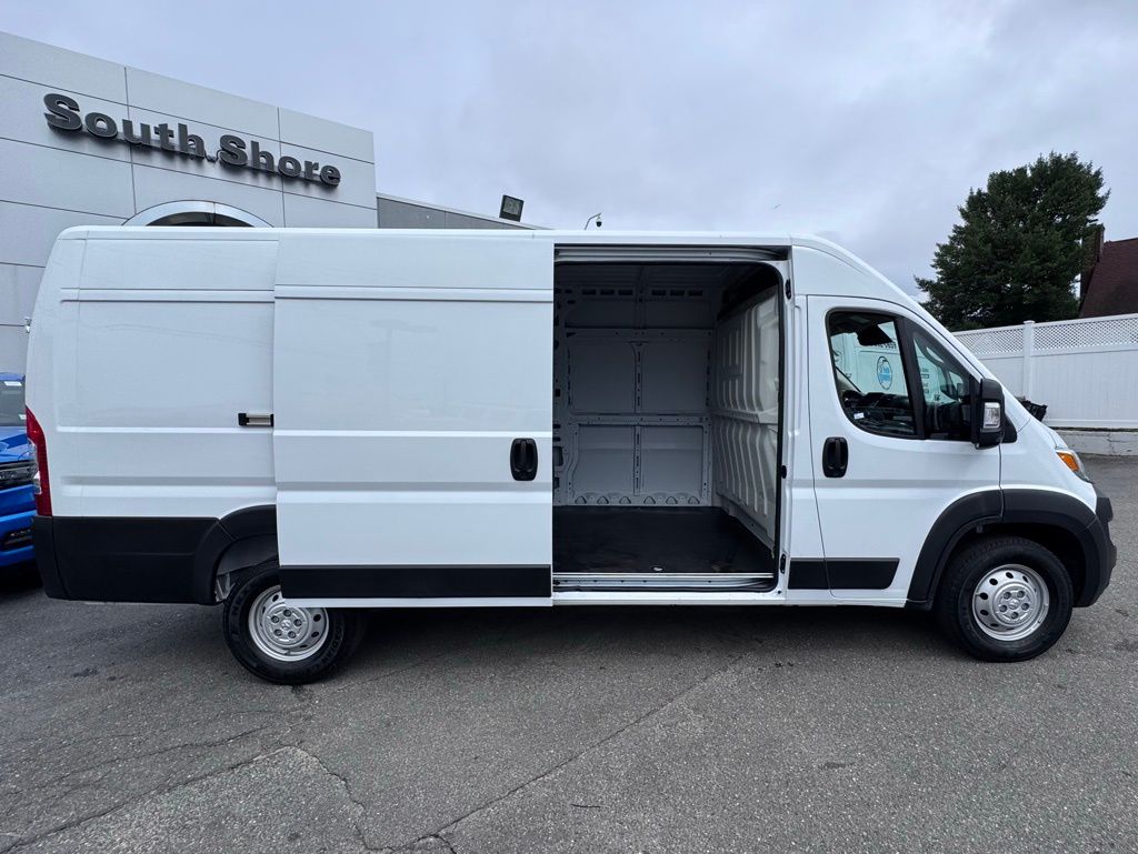 Used 2025 Ram ProMaster 3500 - photo 12