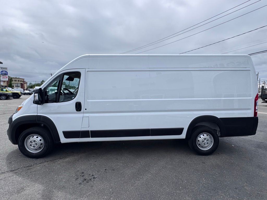 Used 2025 Ram ProMaster 3500 - photo 7