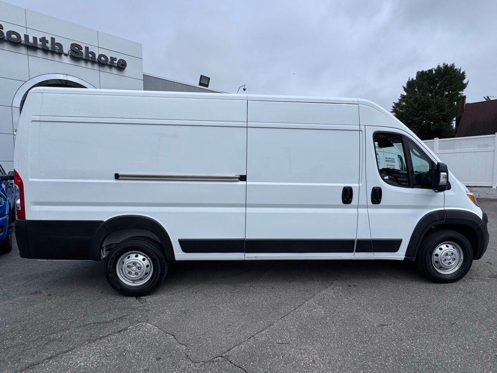 Used 2025 Ram ProMaster 3500 - photo 11