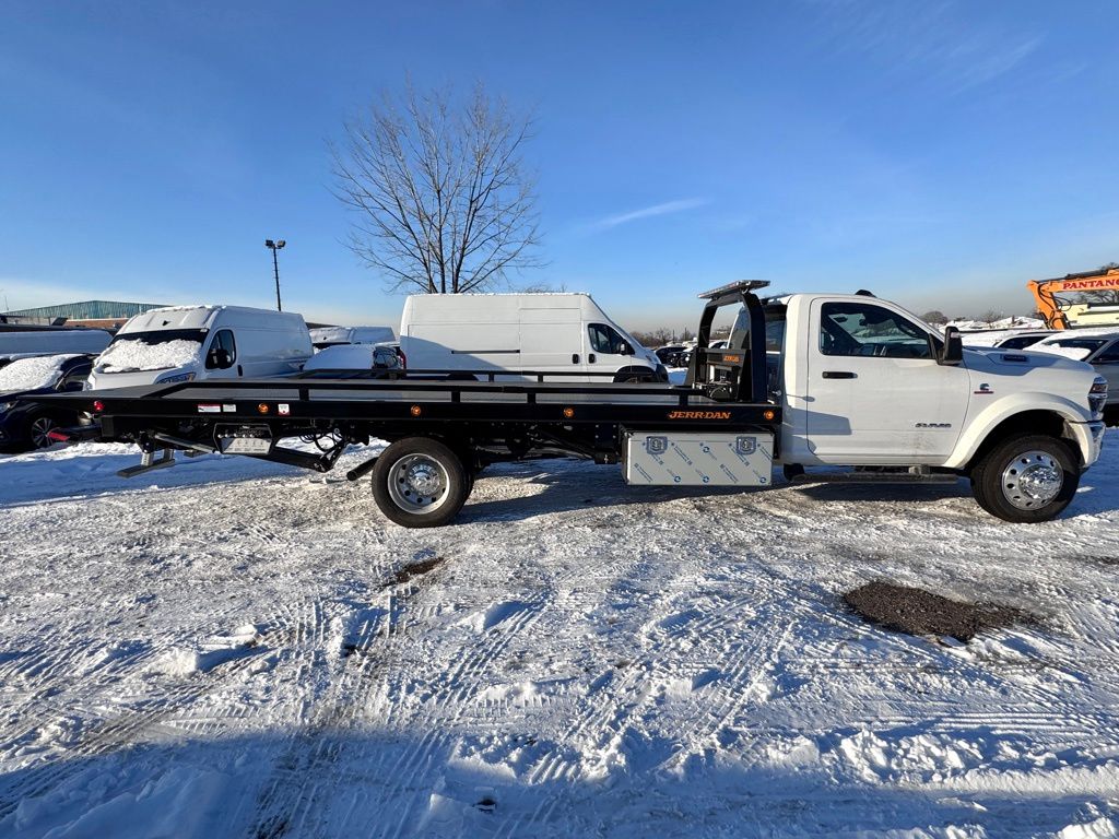 Used 2025 Ram 5500 - photo 15