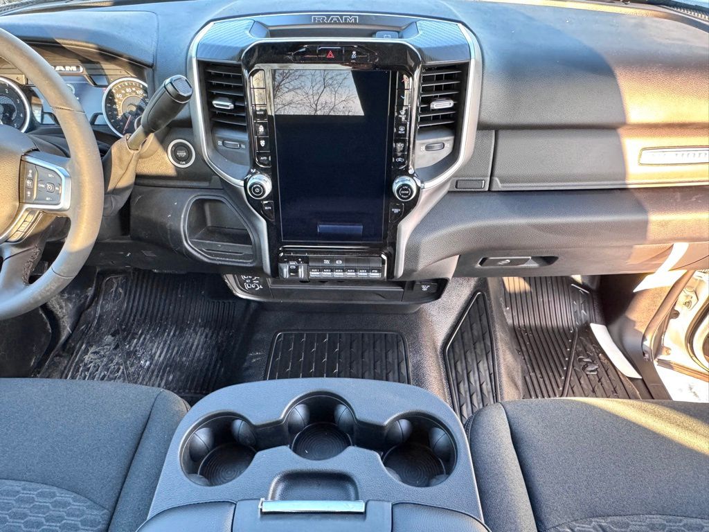 Used 2025 Ram 5500 - photo 18