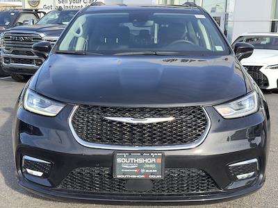 Used 2022 Chrysler Pacifica Touring L Minivan for sale #SU9086PP - photo 2