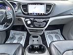 Used 2022 Chrysler Pacifica Touring L Minivan for sale #SU9086PP - photo 11