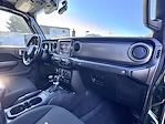 Used 2022 Jeep Gladiator Sport Crew Cab for sale #SU9088T - photo 19