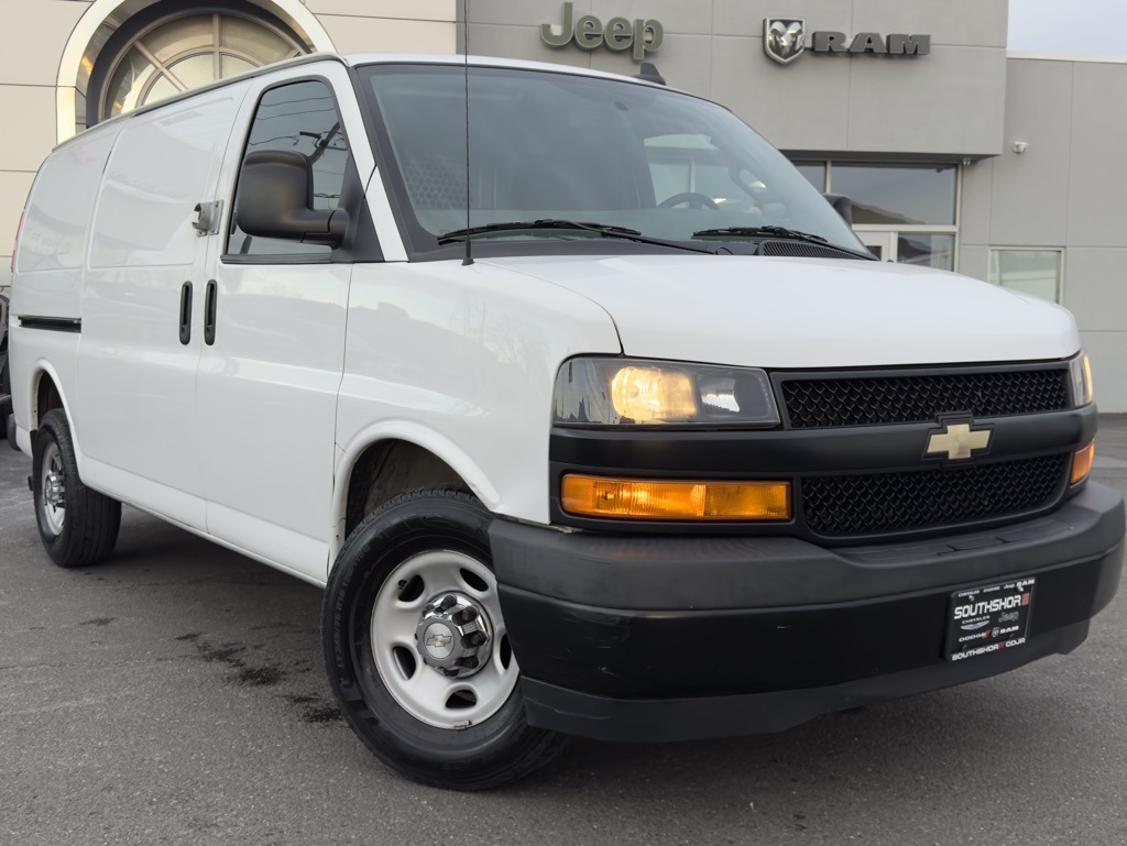 Used 2019 Chevrolet Express 2500 - photo 1