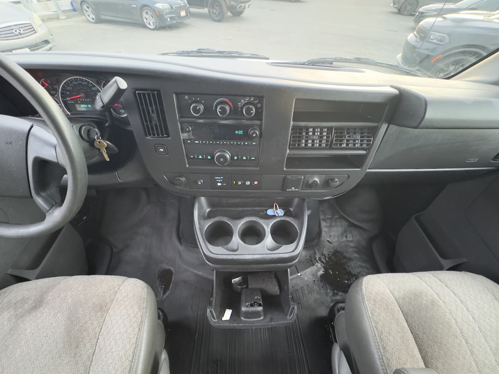 Used 2019 Chevrolet Express 2500 - photo 16
