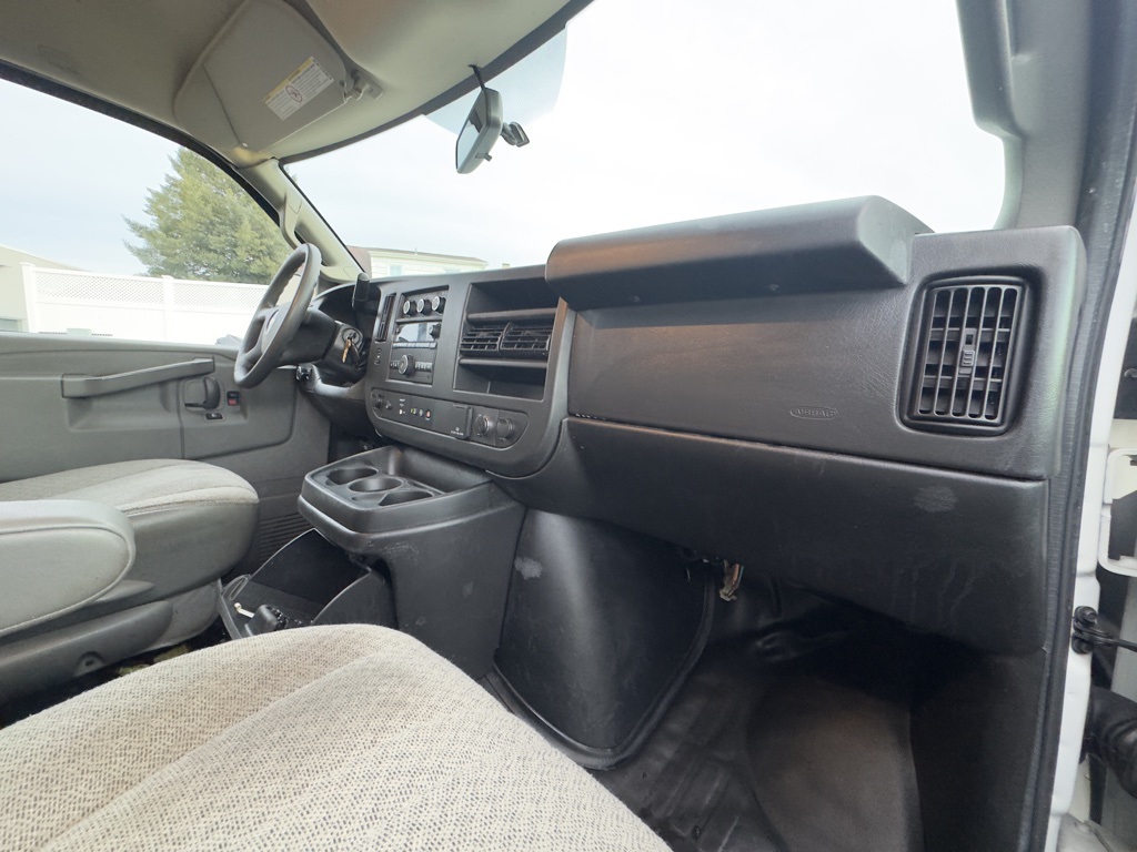 Used 2019 Chevrolet Express 2500 - photo 20