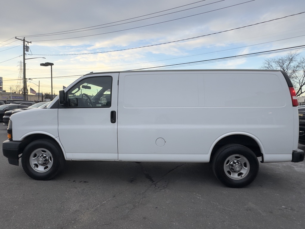 Used 2019 Chevrolet Express 2500 - photo 8