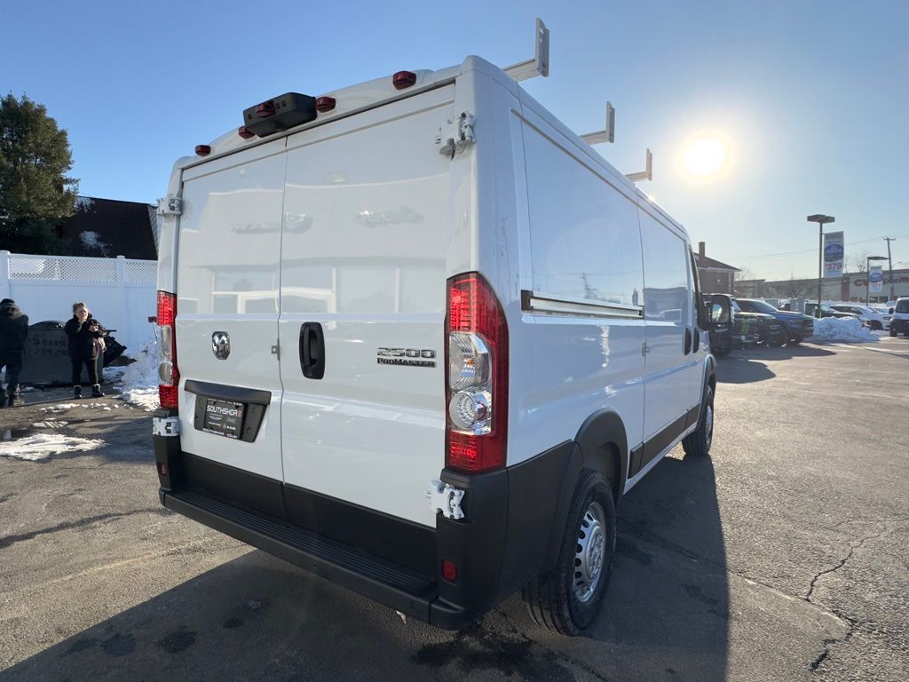 Used 2025 Ram ProMaster 2500 - photo 10