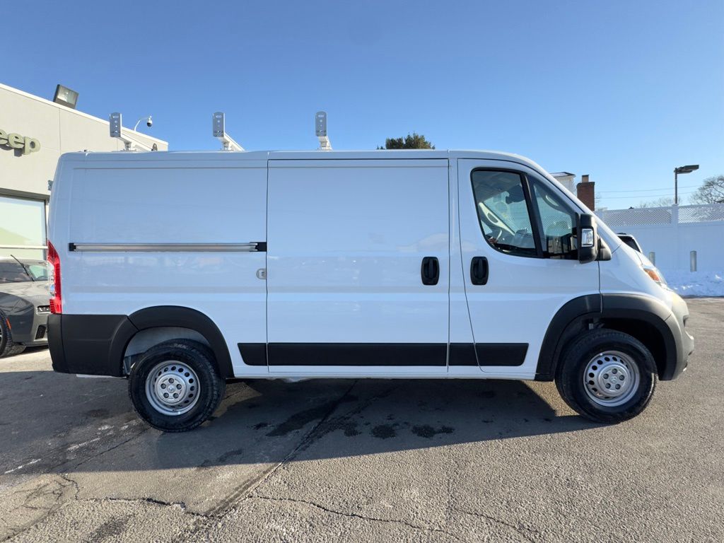 Used 2025 Ram ProMaster 2500 - photo 11