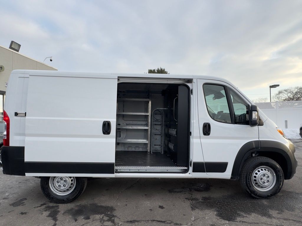 Used 2025 Ram ProMaster 2500 - photo 6