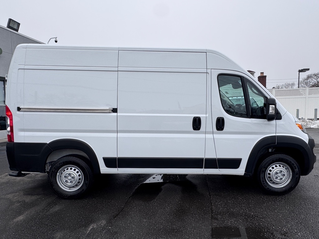 Used 2025 Ram ProMaster 2500 - photo 13
