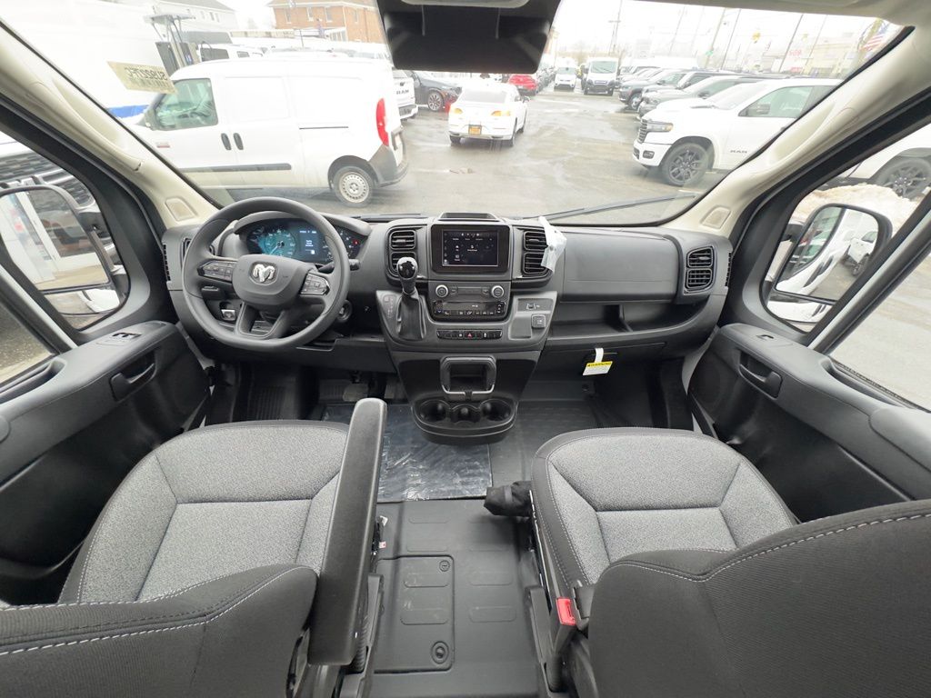 Used 2025 Ram ProMaster 2500 - photo 27