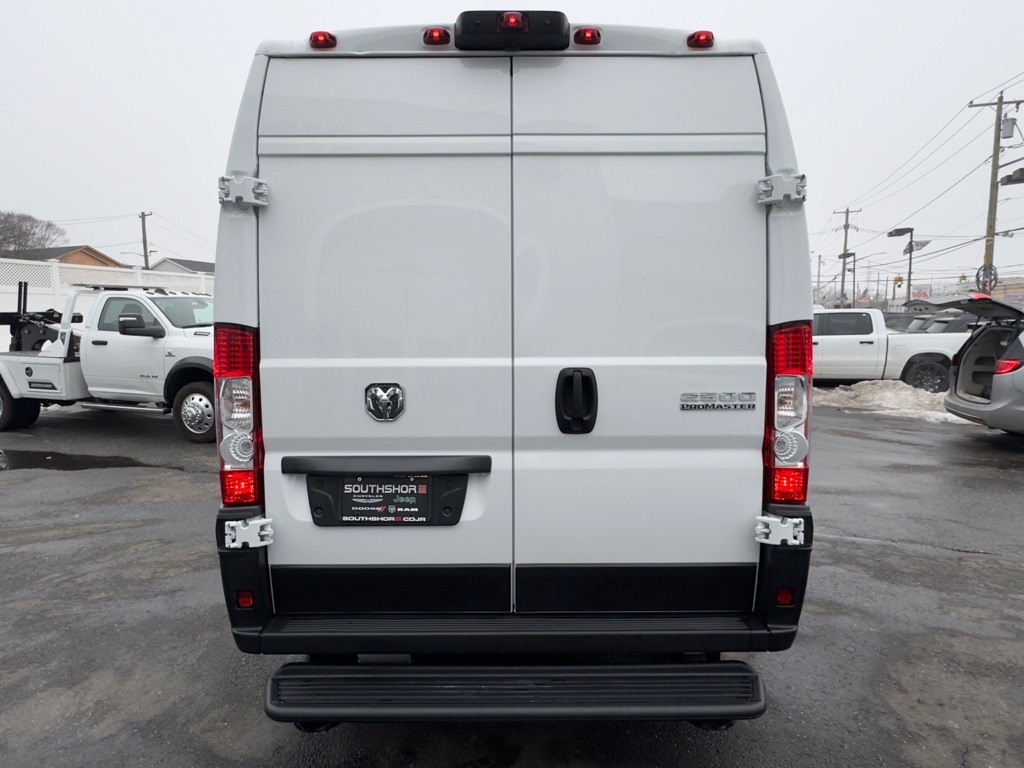 Used 2025 Ram ProMaster 2500 - photo 9