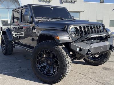Used 2022 Jeep Gladiator - photo 1