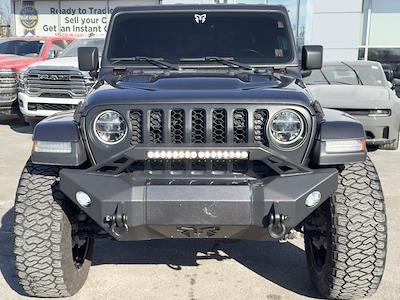 Used 2022 Jeep Gladiator - photo 1