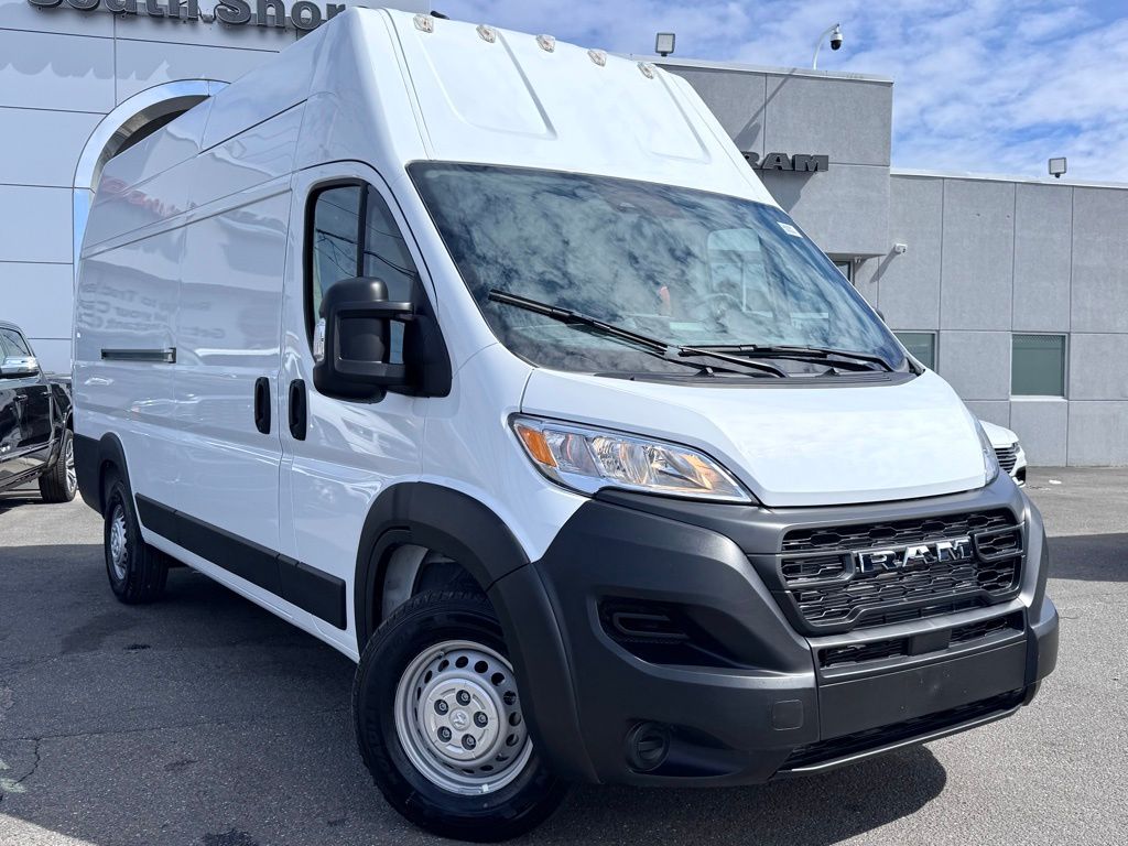Used 2025 Ram ProMaster 3500 - photo 1