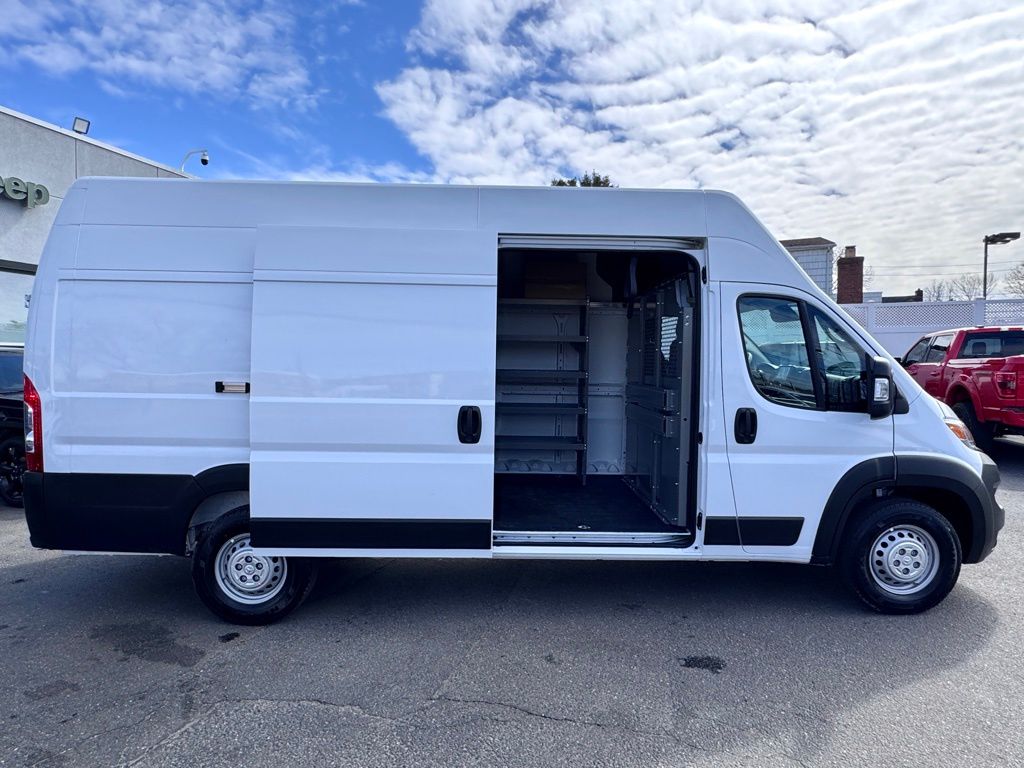 Used 2025 Ram ProMaster 3500 - photo 12