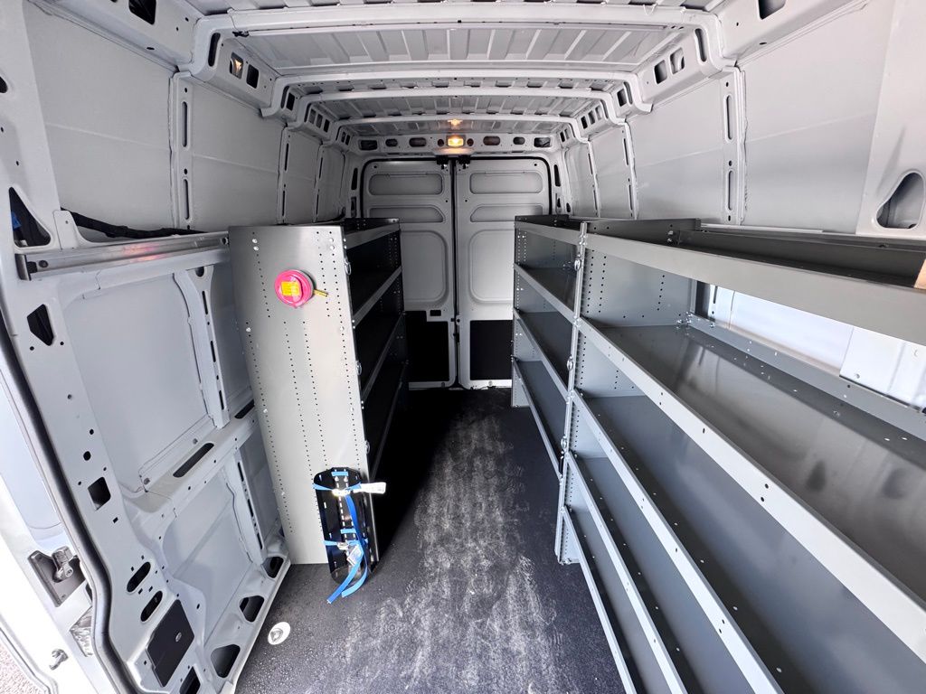 Used 2025 Ram ProMaster 3500 - photo 13