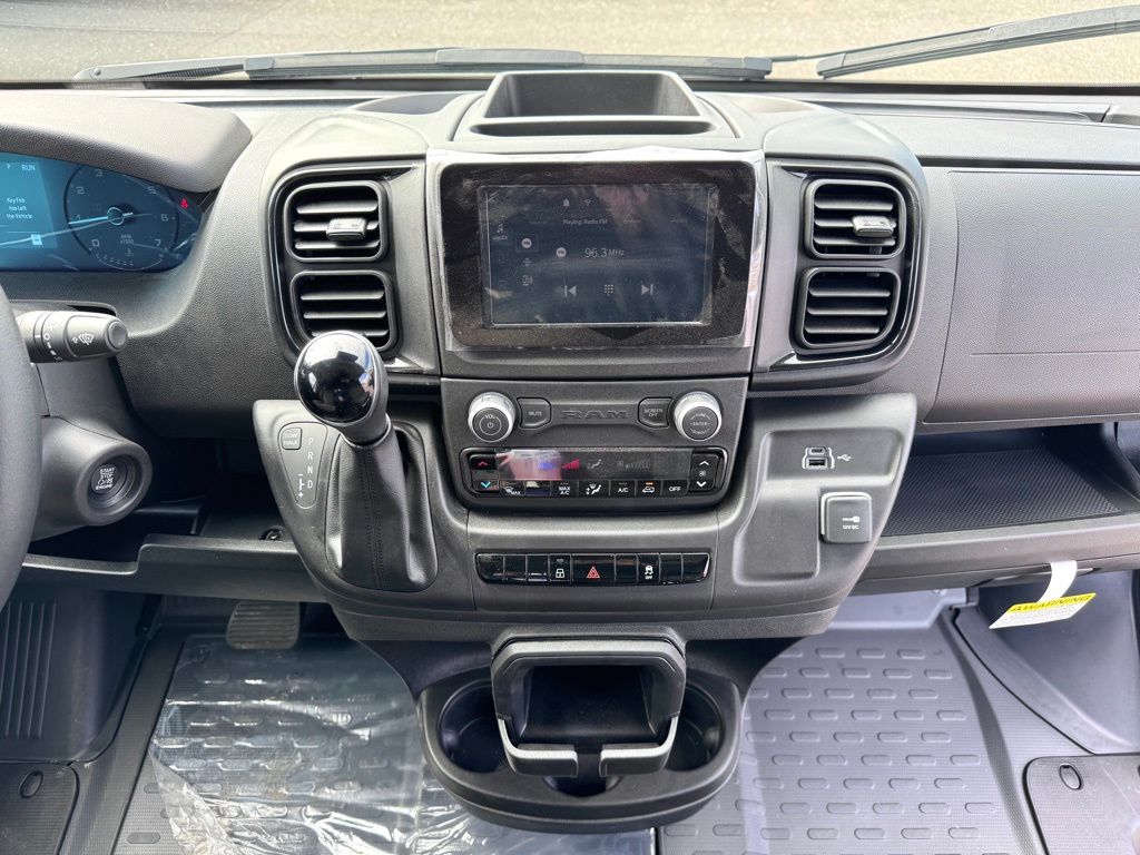 Used 2025 Ram ProMaster 3500 - photo 17