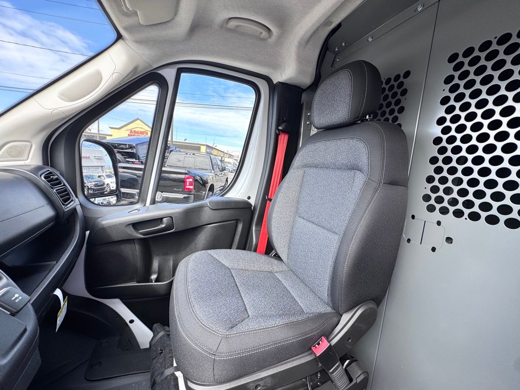 Used 2025 Ram ProMaster 3500 - photo 20